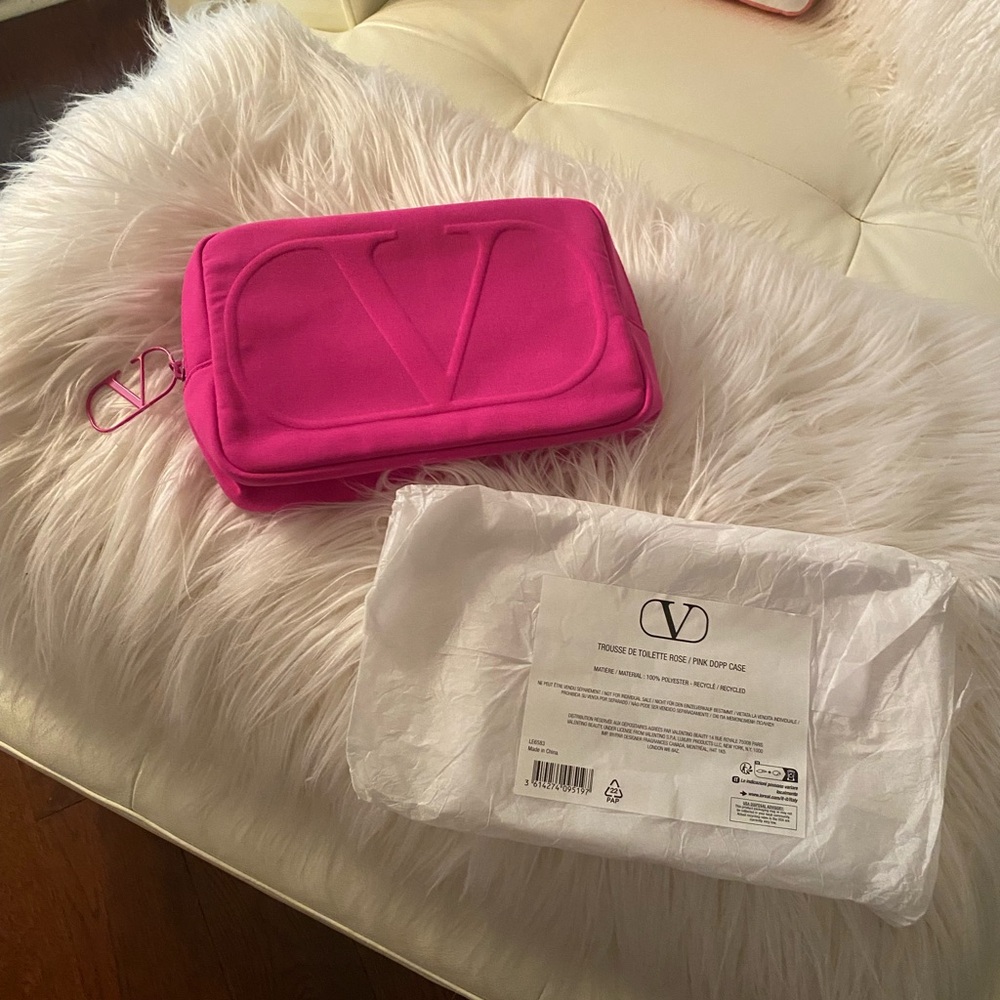 Valentino Pink beauty pouch